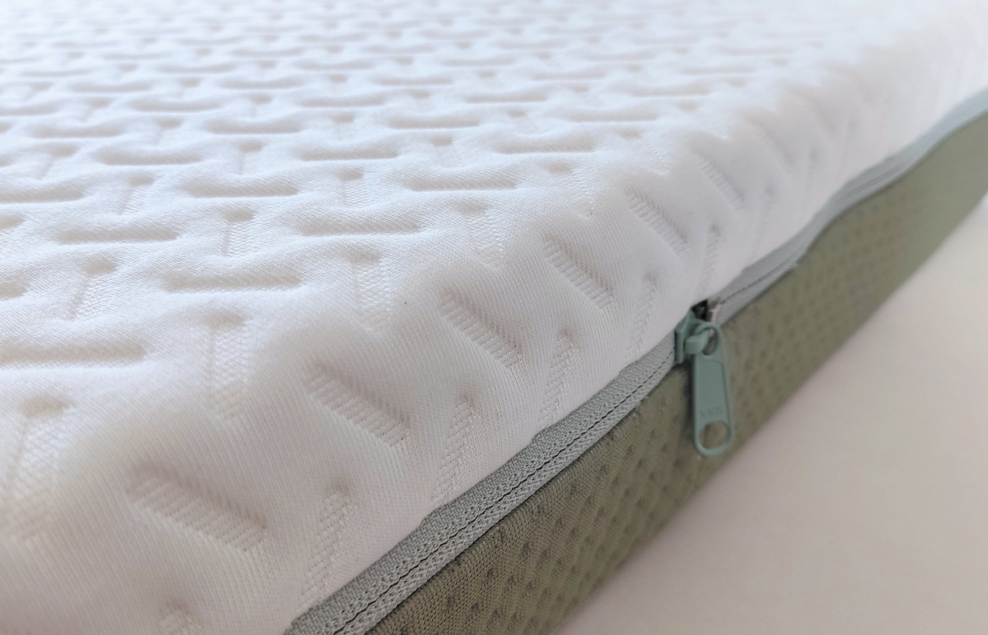 Saltea Aloe Vera cu husă detașabilă pentru pat 60X120 cm (grosime 10 cm) Candide