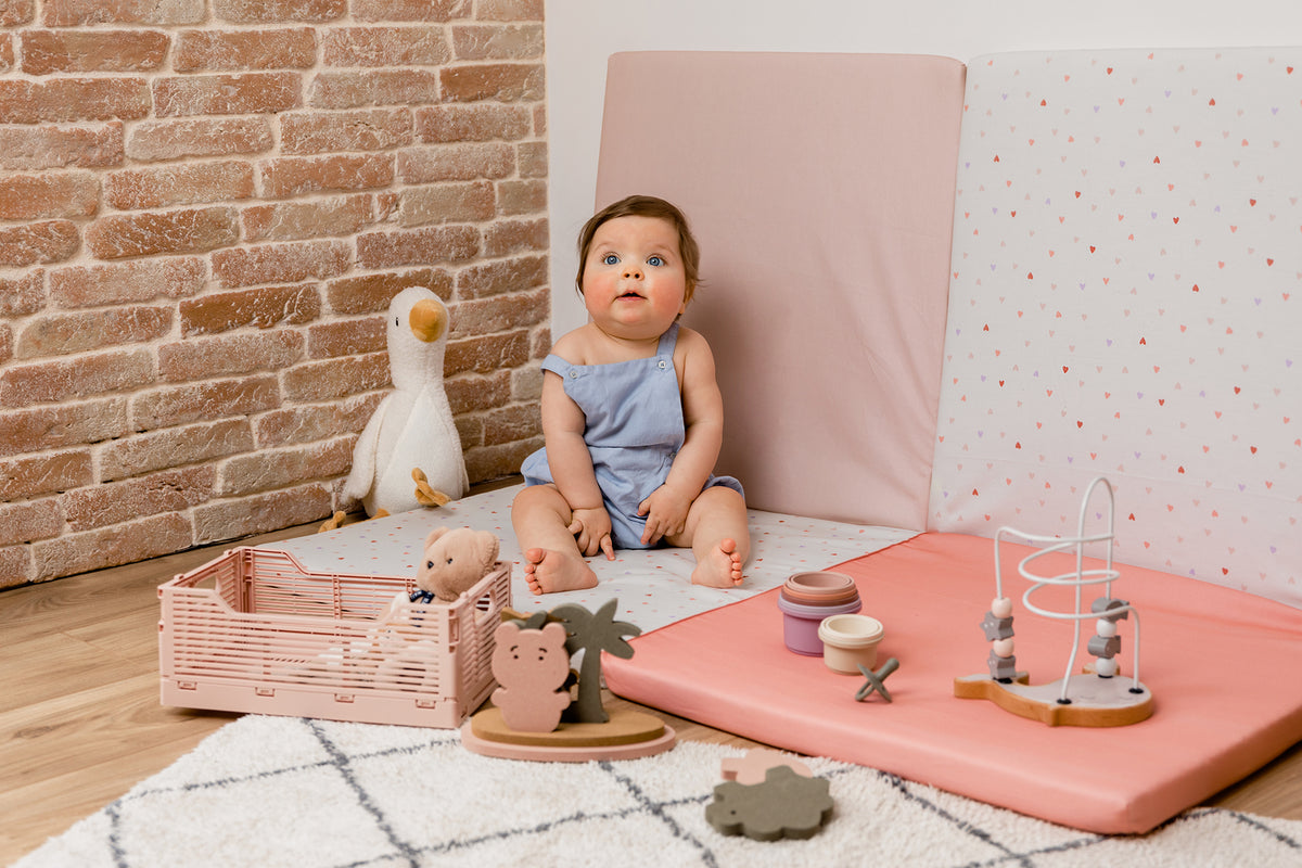 Smart Mat 3in1 - Play Mat, Removable Mattress and Barbaron Hearts Tineo