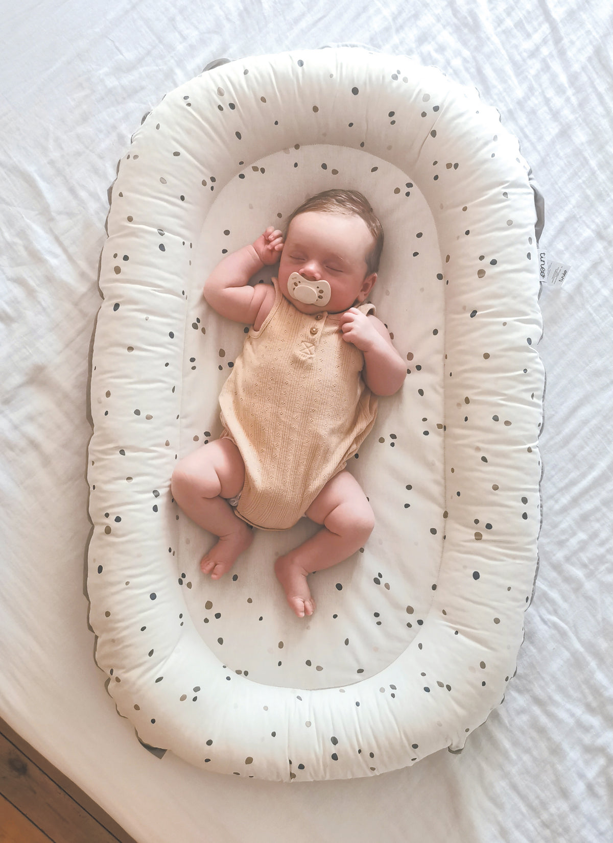 Baby Nest With 2 Sides Beige 95x60cm Tineo