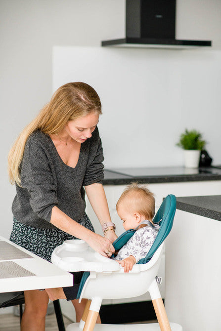 Tuva High Chair Dark Green Caretero