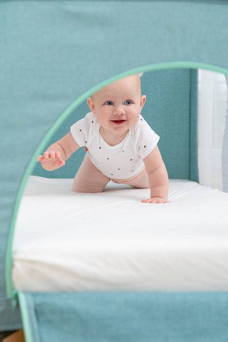 Foldable travel cot 2 levels Basic Light Grey Caretero