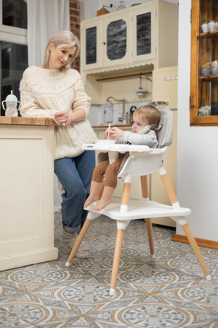 Tuva High Chair Dark Green Caretero