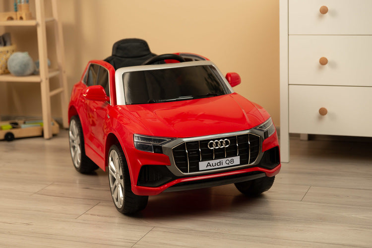 Акумулаторен Автомобил Audi Rs Q8 Red Caretero Toyz