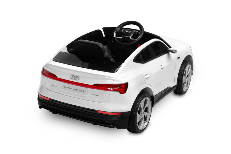 Акумулаторен Автомобил Audi Etron Spоrtback Бял Caretero Toyz