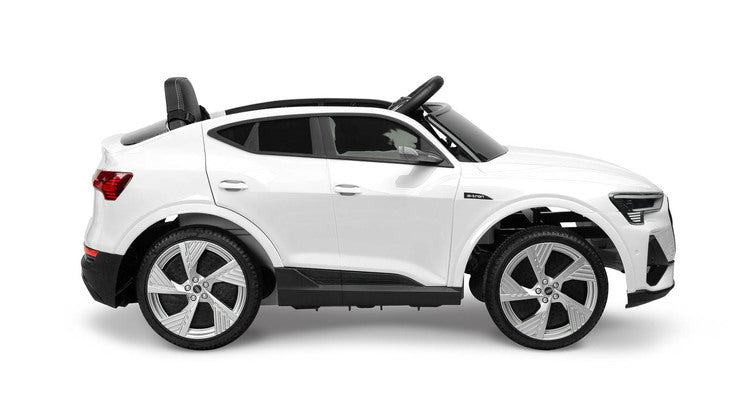 Акумулаторен Автомобил Audi Etron Spоrtback Бял Caretero Toyz
