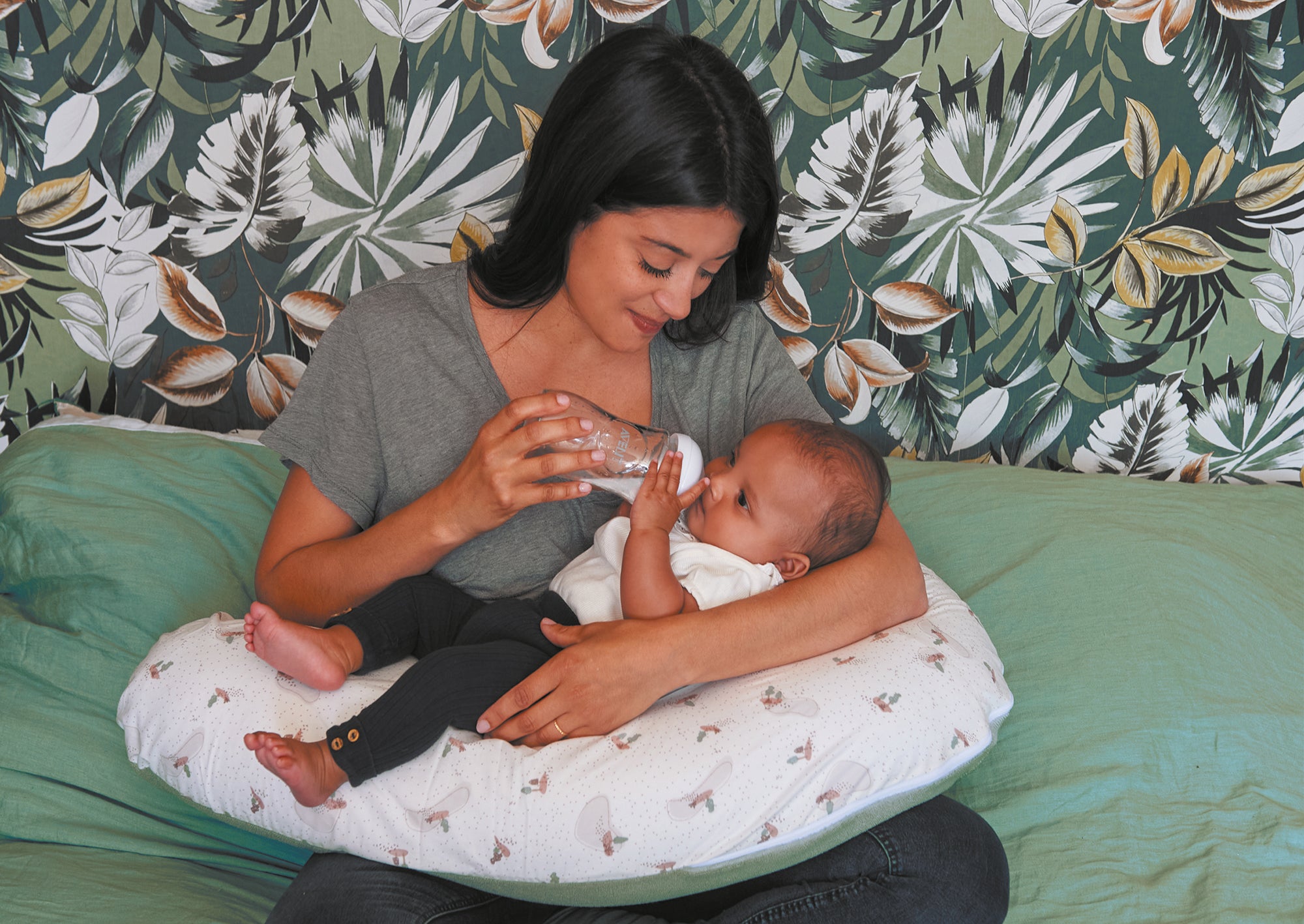 Възглавница За Бременни И Кърмене Natural Green Tineo