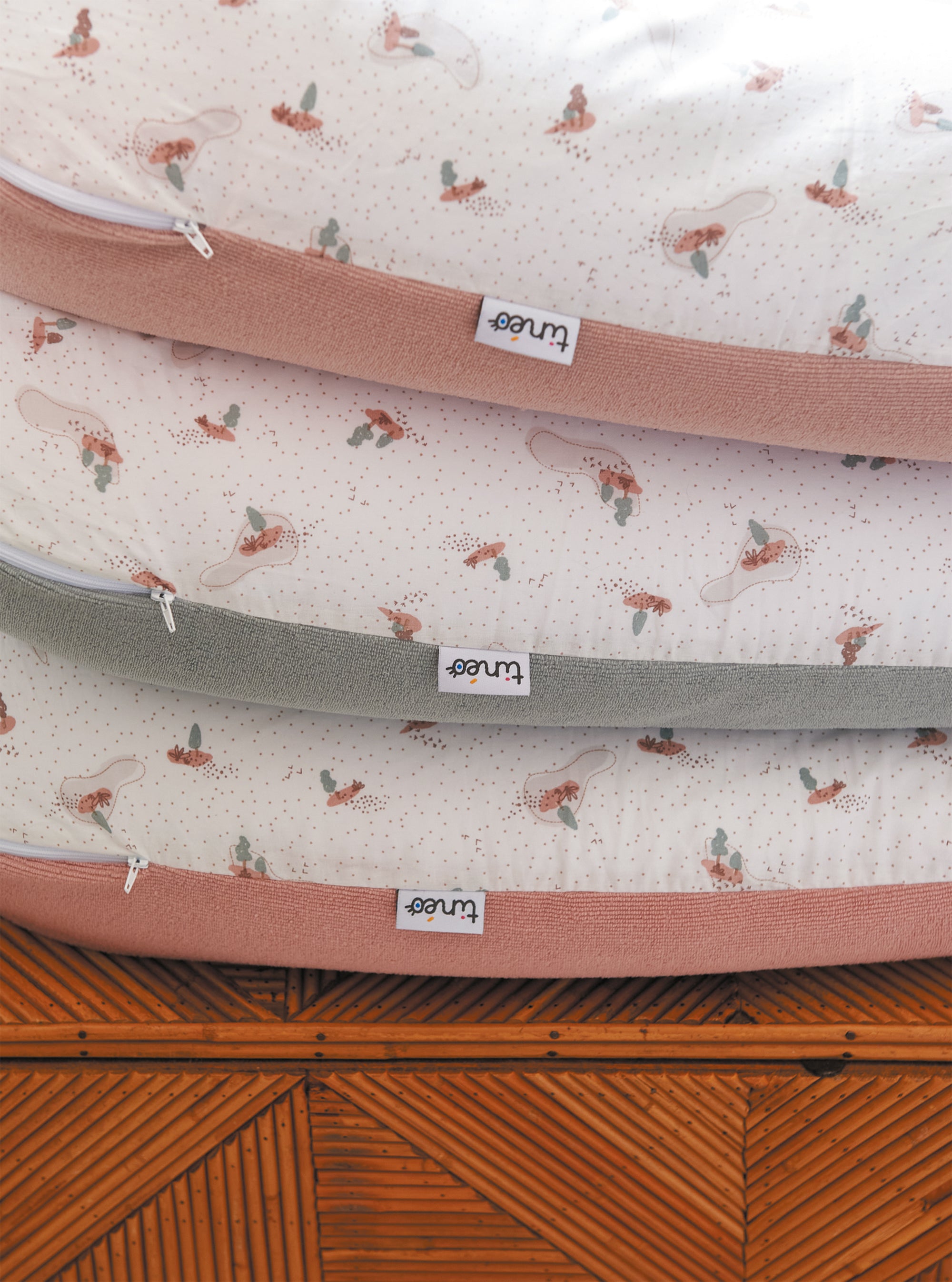 Възглавница За Бременни И Кърмене Natural Green Tineo