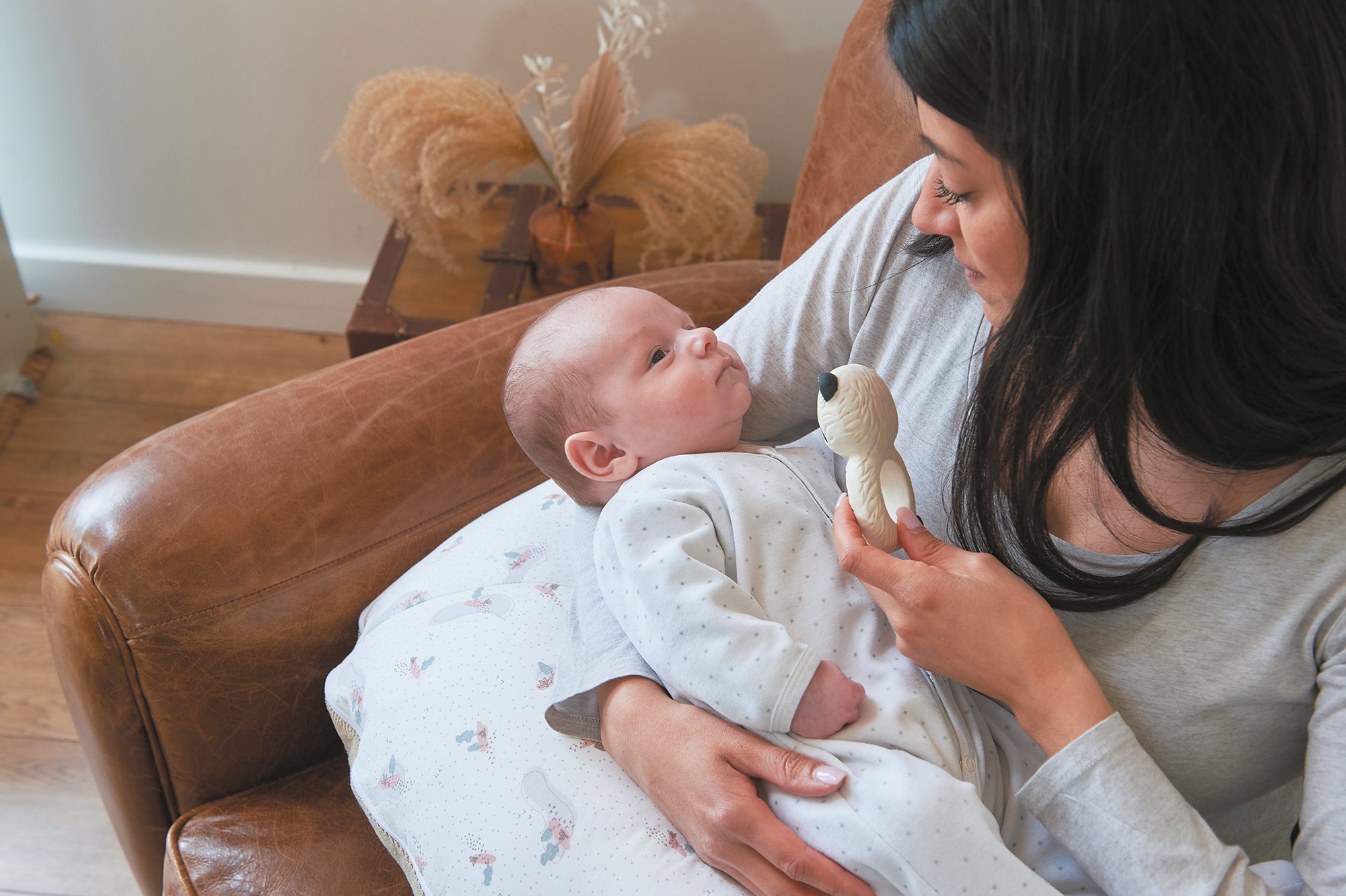 Възглавница За Бременни И Кърмене Natural Beige Tineo