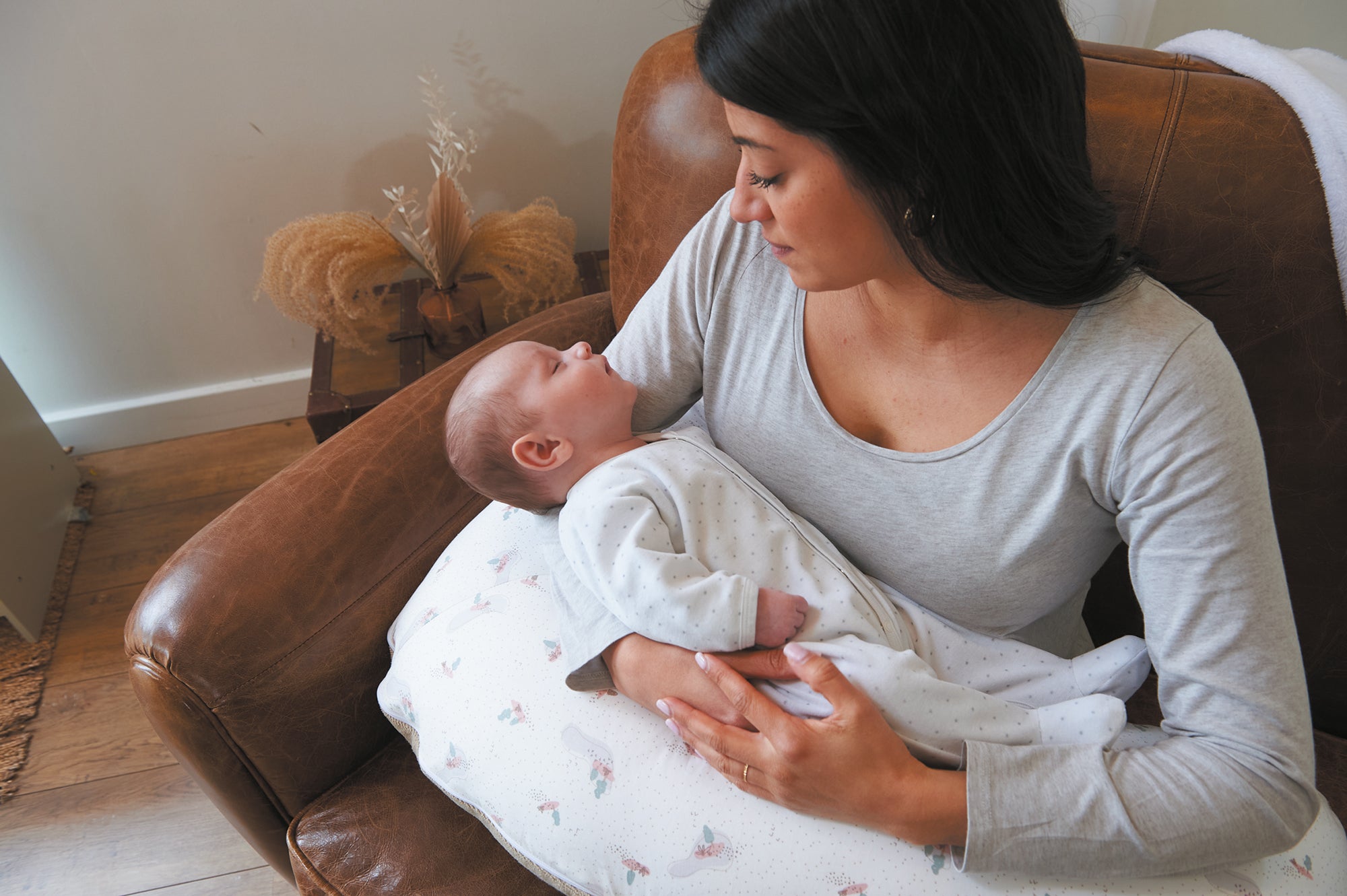 Възглавница За Бременни И Кърмене Natural Beige Tineo