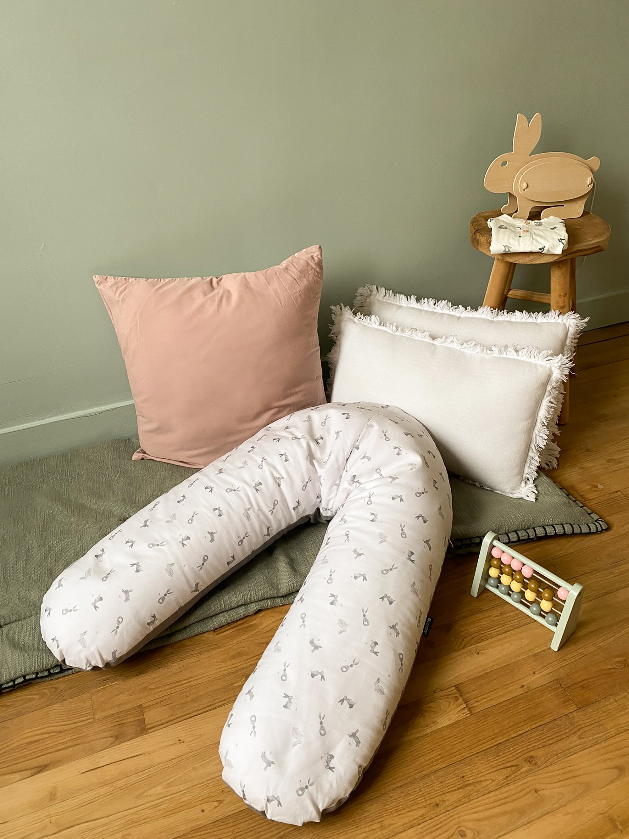 Възглавница За Бременни И Кърмене Зайчета Candide