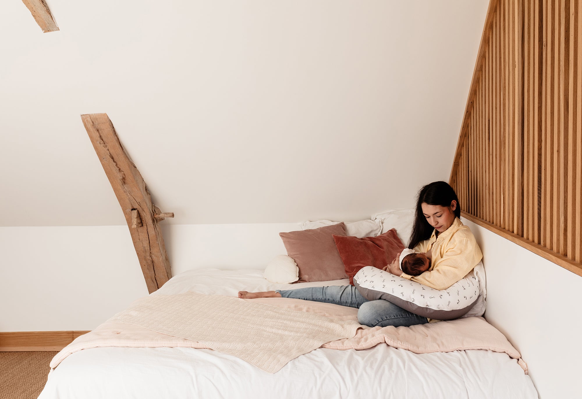 Възглавница За Бременни И Кърмене Зайчета Candide