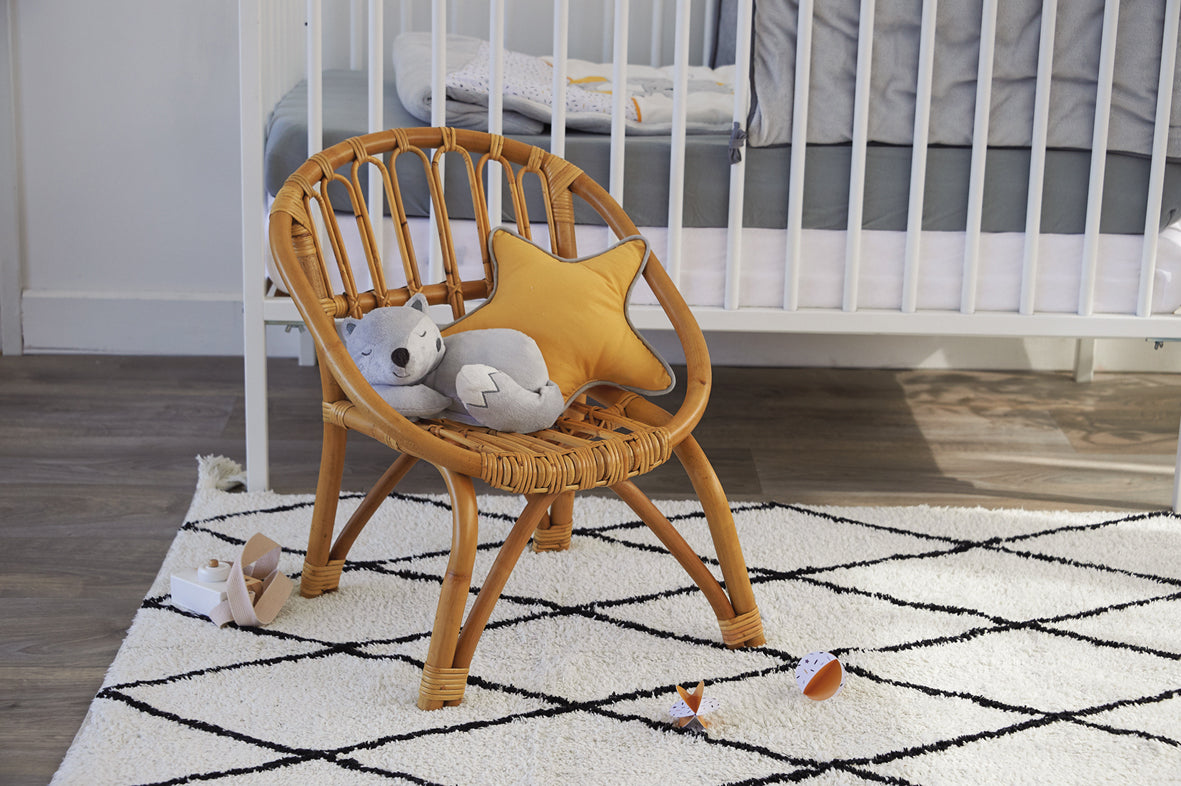 2B1 Pernă de poziționare și jucărie moale Tineo