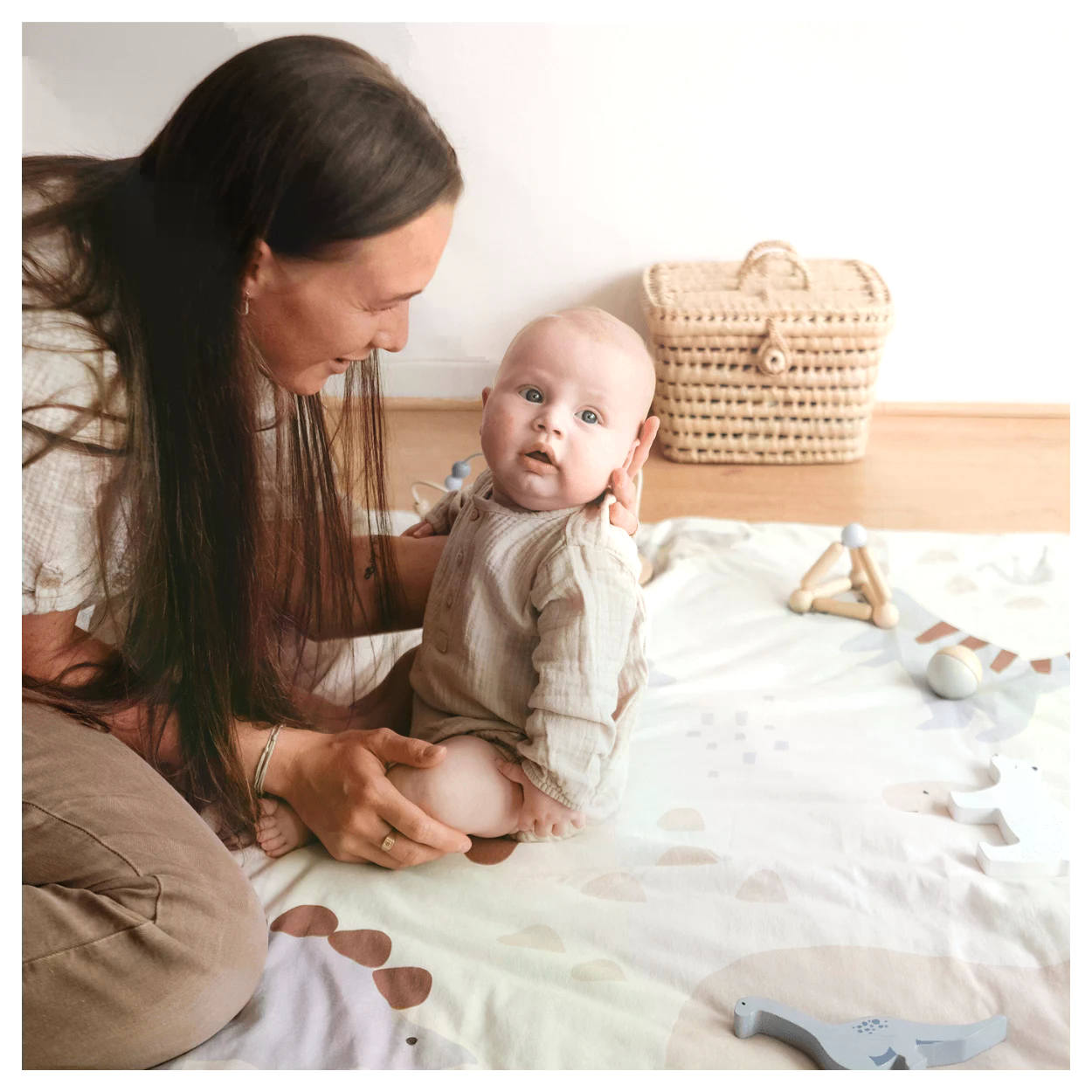 Подложка За Пътуване И Игра Динозавър Tineo