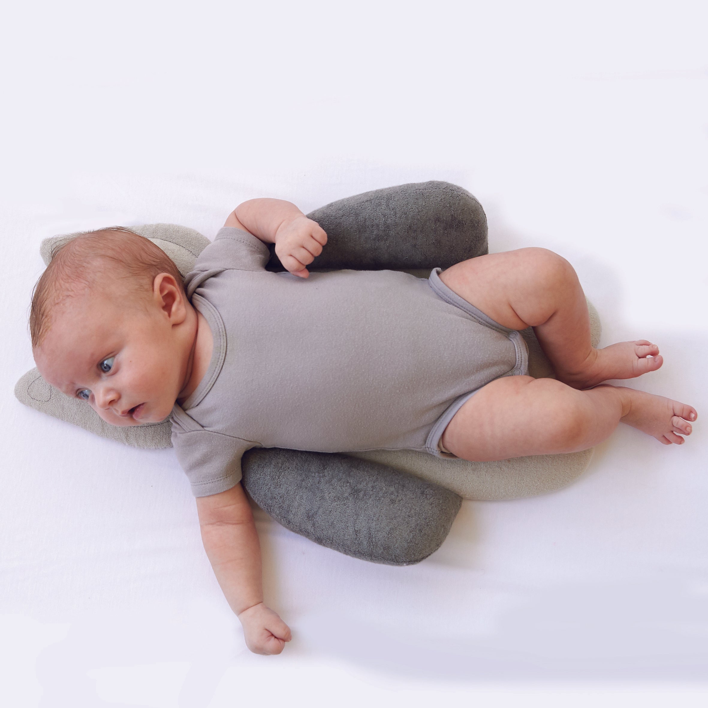 Бебешко Гнездо И Възглавница Tineo