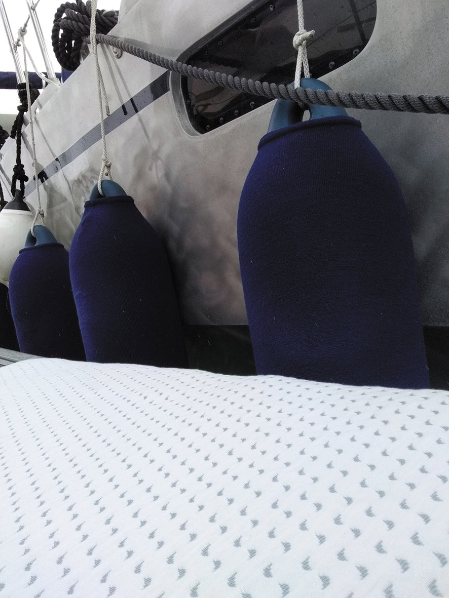 Матрак за пътуване Ocean Friendly изработен от рециклирана пластмаса, събрана от океана 60X120См (4См Дебелина) Candide