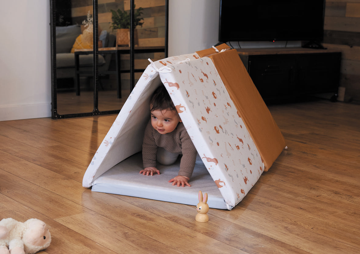 Интелигентна Постелка 5в1 Постелка За Игра, Подвижен Матрак, Барбарон, Тунел и Къща Малък Фермер Tineo