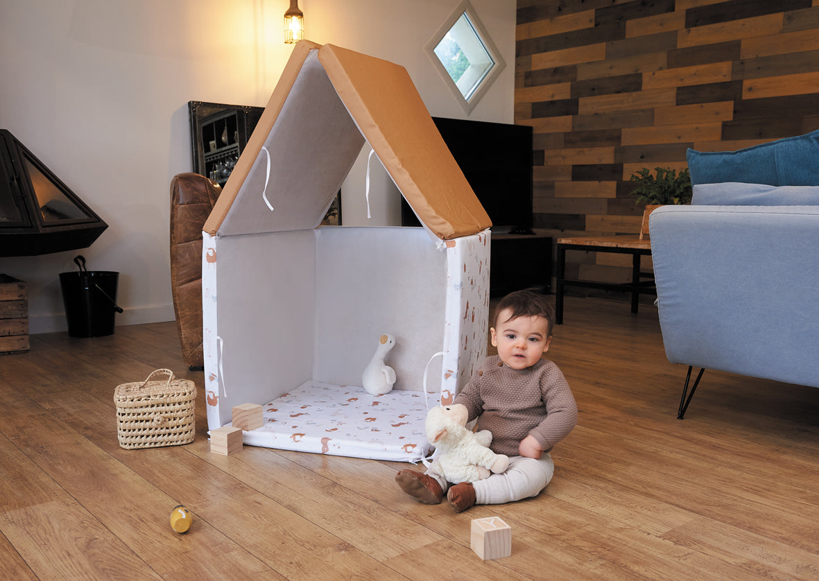 Интелигентна Постелка 5в1 Постелка За Игра, Подвижен Матрак, Барбарон, Тунел и Къща Малък Фермер Tineo