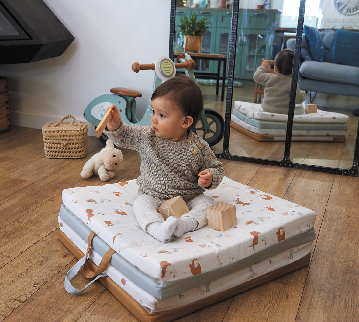 Интелигентна Постелка 3В1-Постелка За Игра, Подвижен Матрак И Барбарон, Малък Фермер Tineo