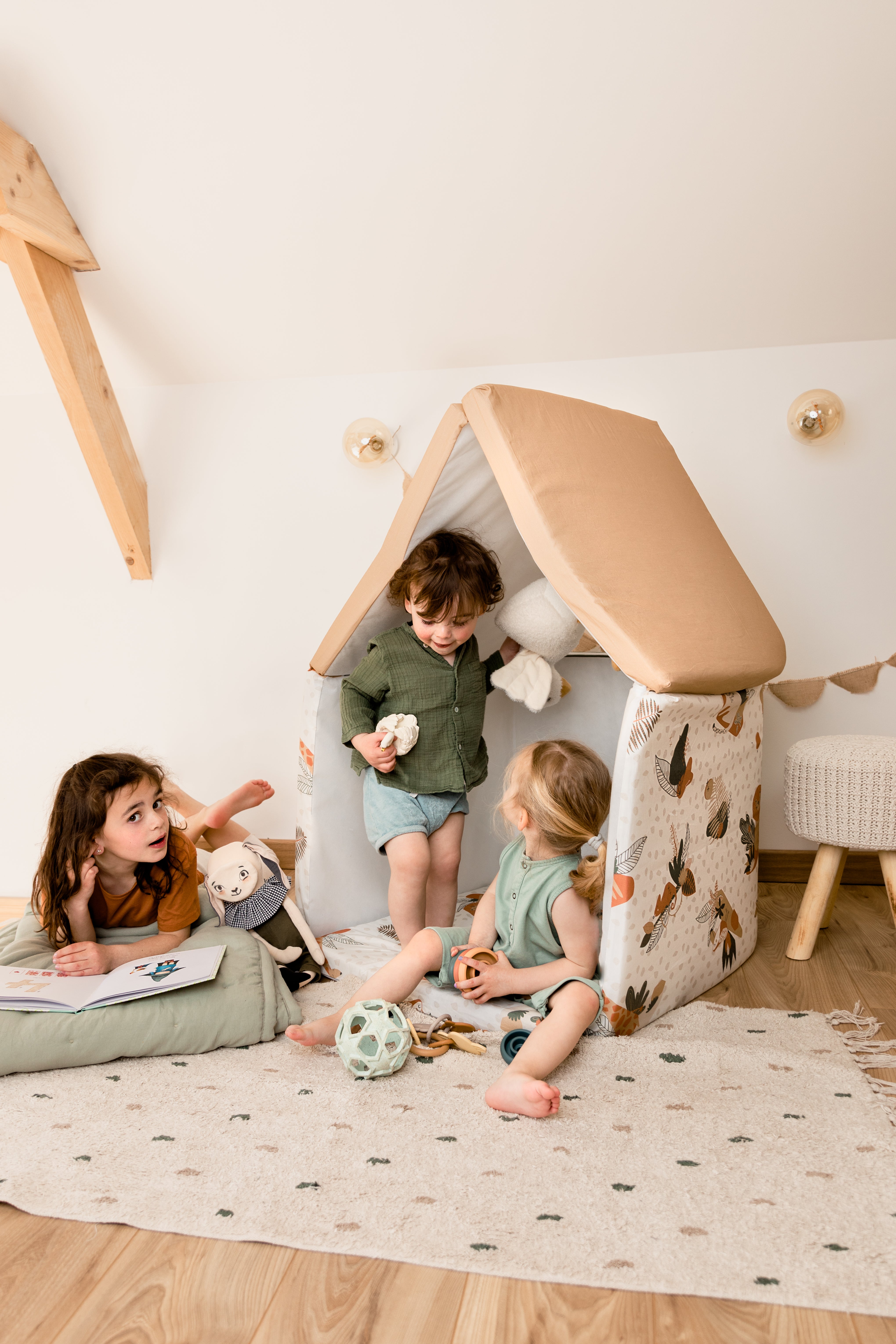 Интелигентна Постелка 5в1 Постелка За Игра, Подвижен Матрак, Барбарон, Тунел И Къща Амазонка Tineo