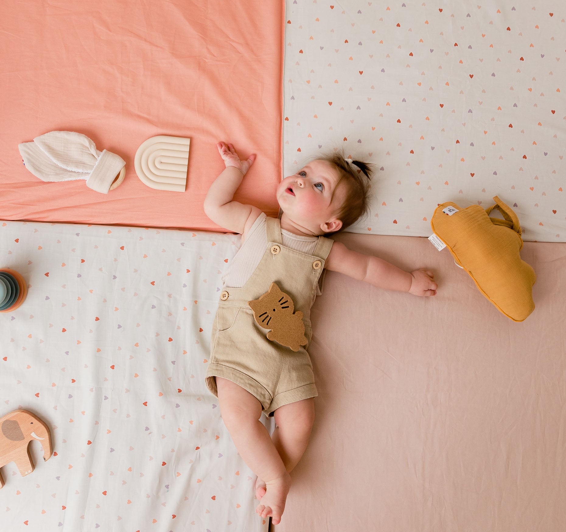 Интелигентна Постелка 5в1 Постелка За Игра, Подвижен Матрак, Барбарон, Тунел И Къща Сърца Tineo