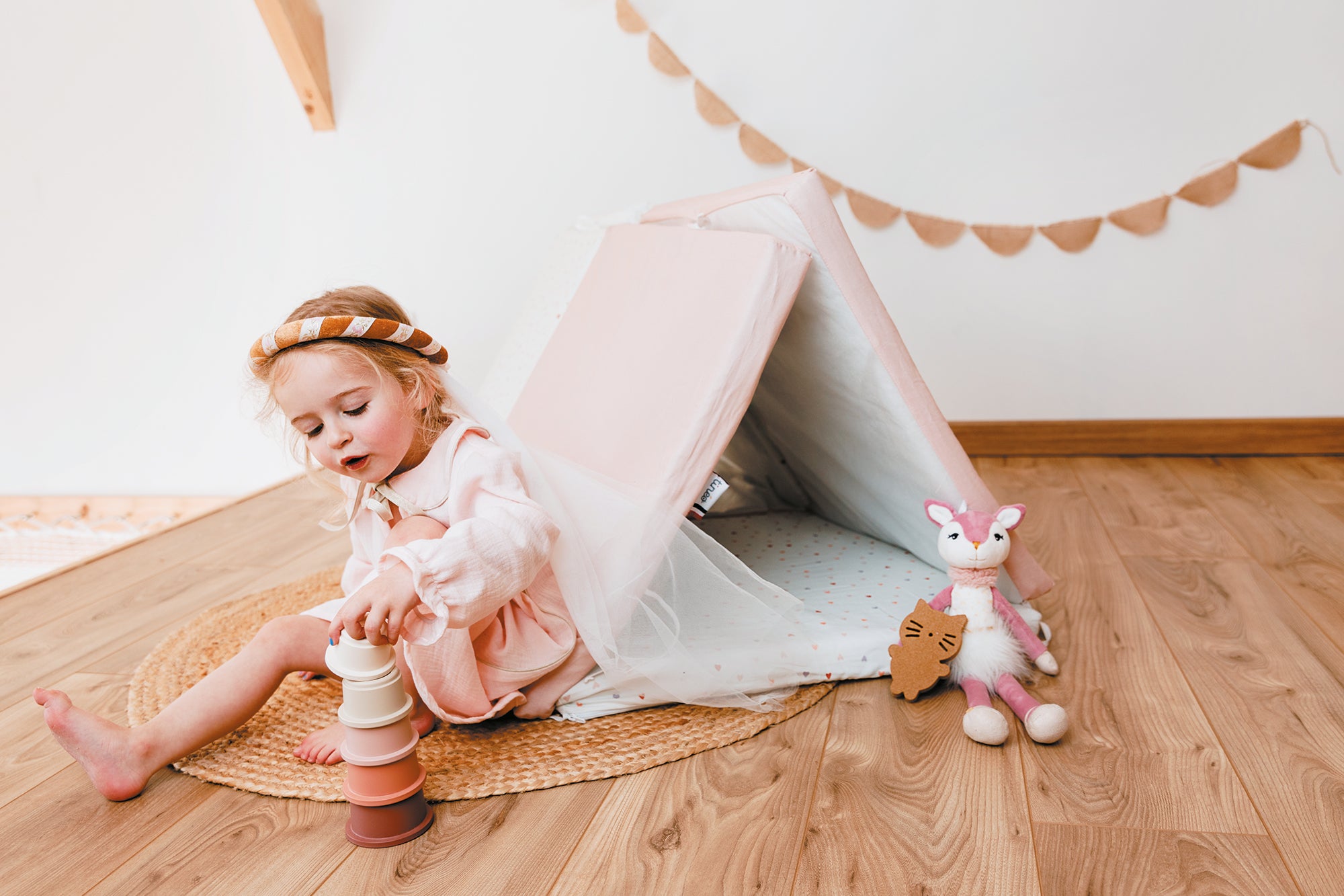 Интелигентна Постелка 5в1 Постелка За Игра, Подвижен Матрак, Барбарон, Тунел И Къща Сърца Tineo