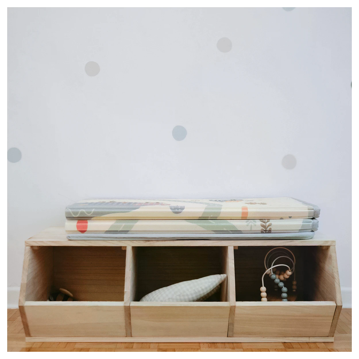 Постелка За Игра Коли И Савана Tineo