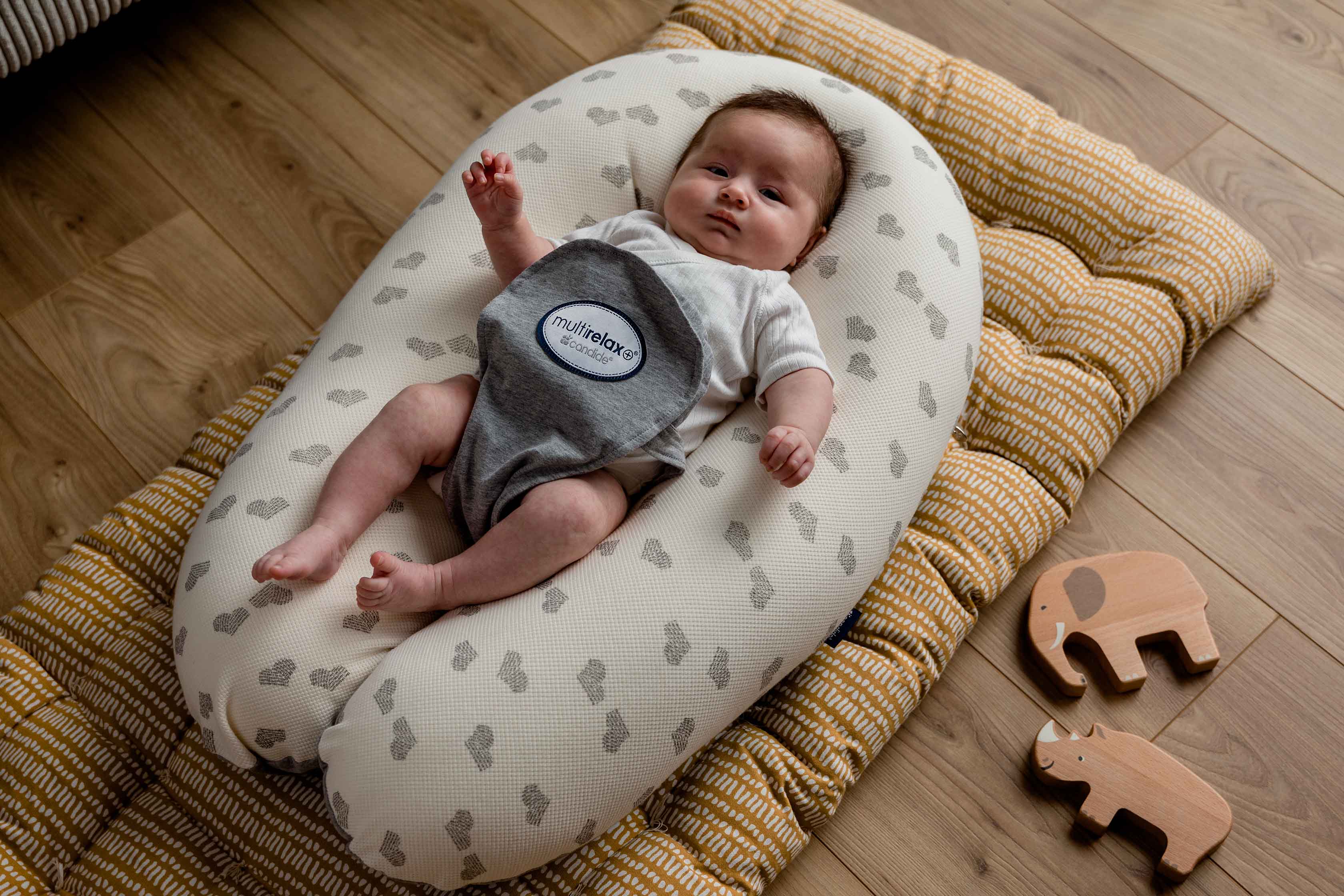 Multirelax Възглавница За Майчинство И Кърмене 3В1 Сиви Сърца Candide