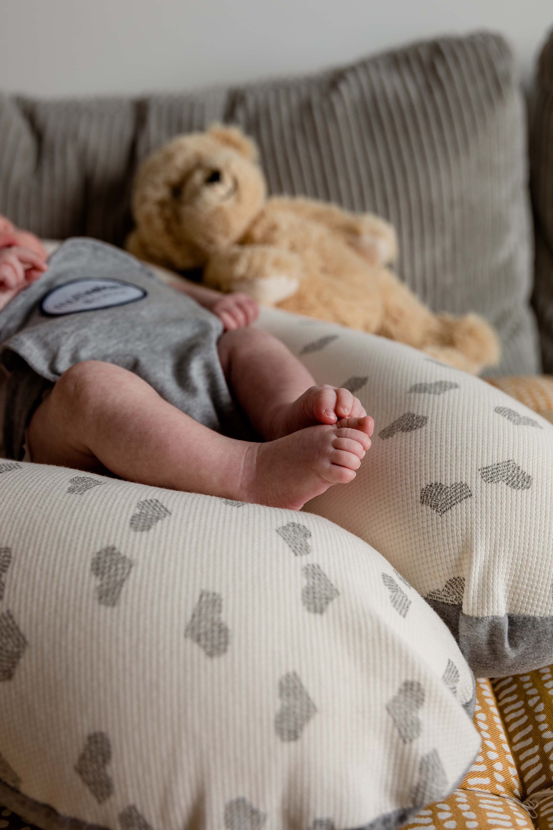 Multirelax Възглавница За Майчинство И Кърмене 3В1 Сиви Сърца Candide