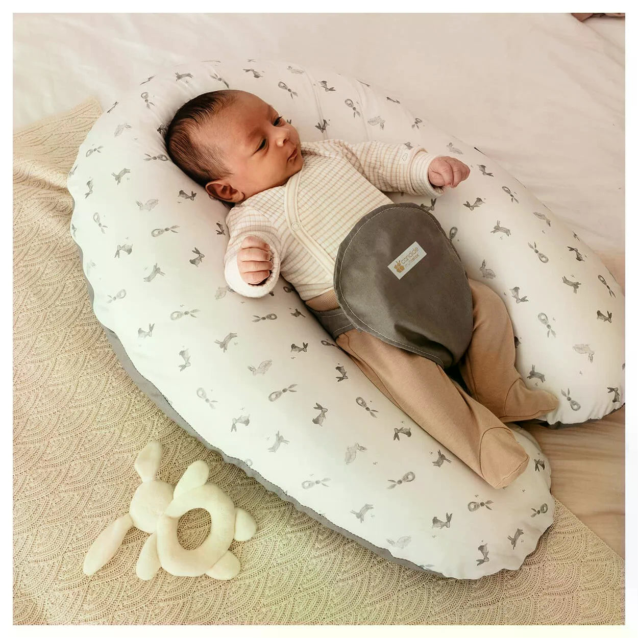 Multirelax Възглавница За Майчинство И Кърмене 3В1 Зайчета Candide