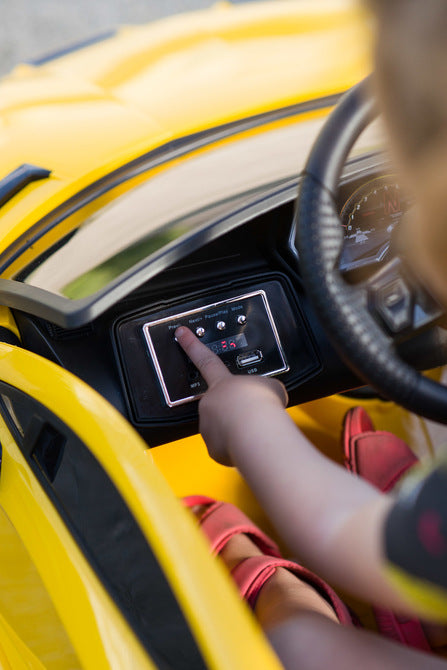 Battery-operated Car Lamborghini Pink Caretero Toyz