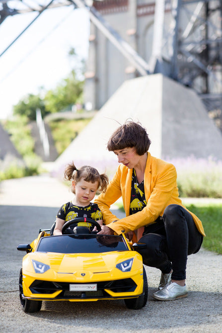 Акумулаторна Кола Lambоrghini Yellоw Caretero Toyz