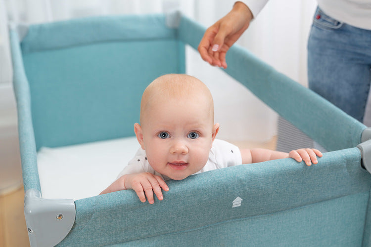 Patut de calatorie pliabil Basic Plus Graphite 2 nivele Caretero