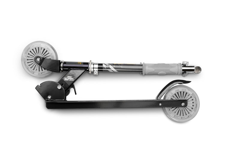 Trotineta Tauro Negru + Casca Si Protectoare Caretero Toyz