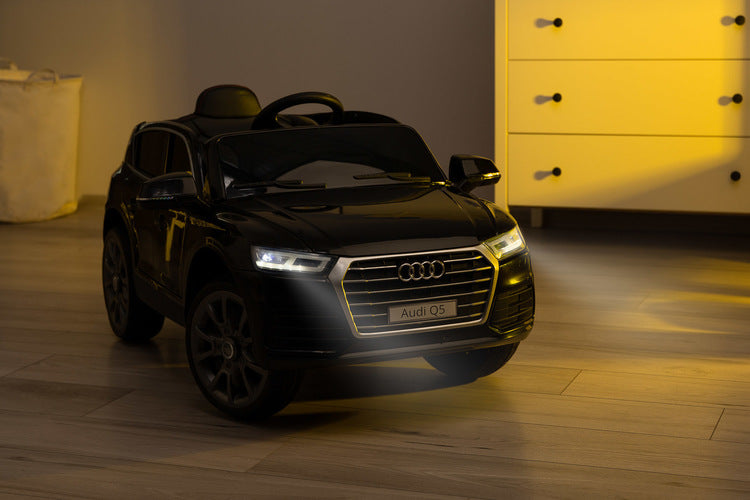 Battery-operated Car Audi Q5 Black Caretero Toyz