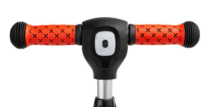 Тротинетка Hug С 3 Колела Червена Caretero Toyz