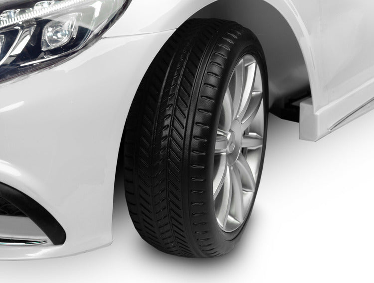 Battery-operated Car Mercedes Amg S63 White Caretero Toyz