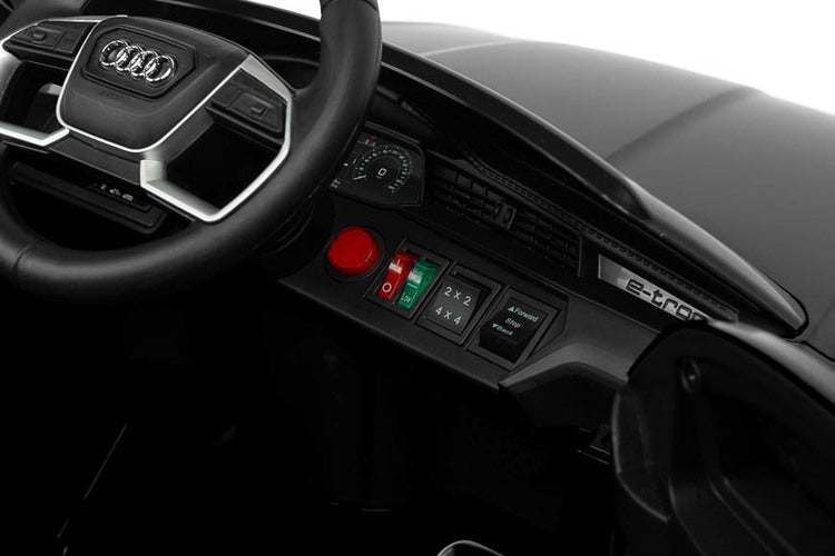 Акумулаторен Автомобил Audi Etron Spоrtback Black Caretero Toyz