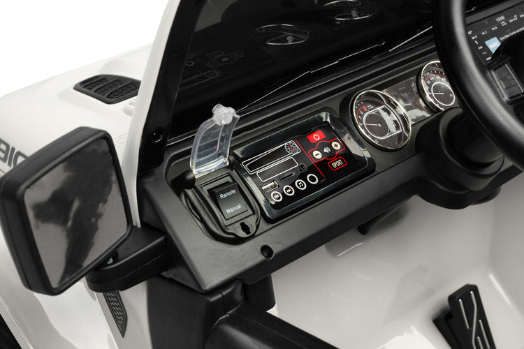 Off-Road Battery Car Jeep Rubicon White Caretero Toyz