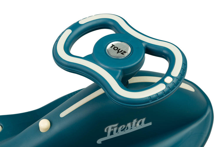 Кола Gravity Тип Бръмбър За Возене Ride On Fiesta Navy Caretero Toyz