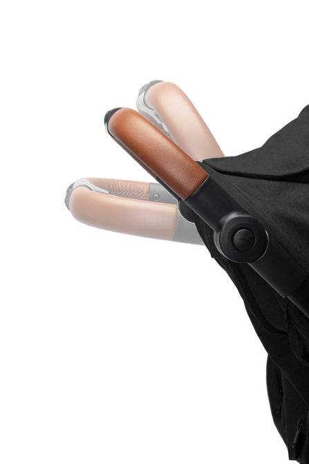 Количка Елма Черна Caretero